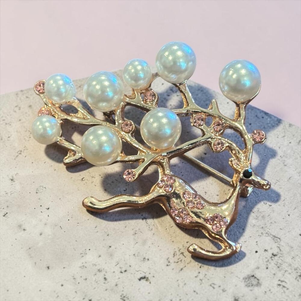 Vintage Pearl Reindeer Brooch Rhinestone Antlers Gold Tone Holiday Christmas
